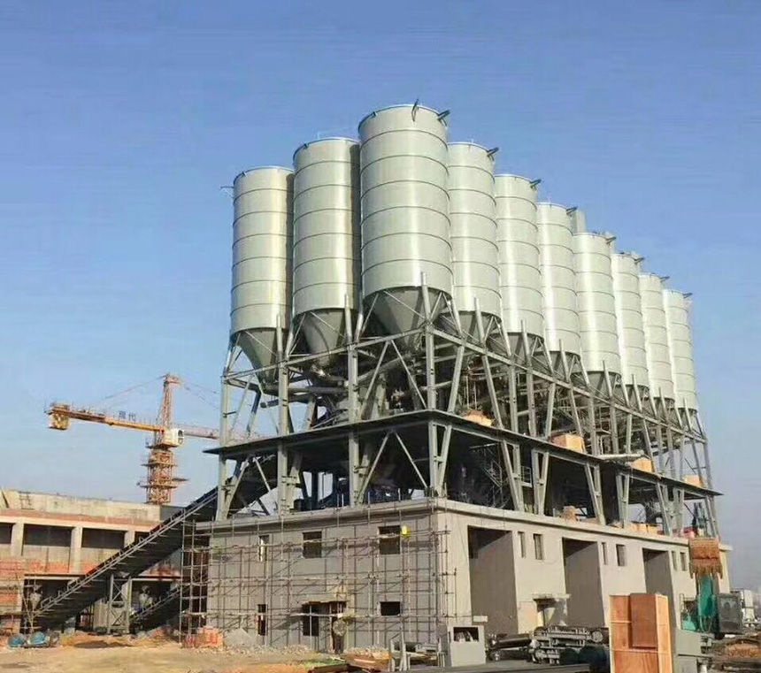水泥倉頂置式全封閉環保型混凝土攪拌站